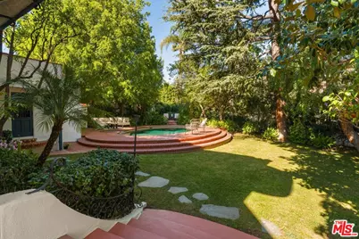 2041 Grace Ave, Los Angeles, CA 90068 - Photo 57