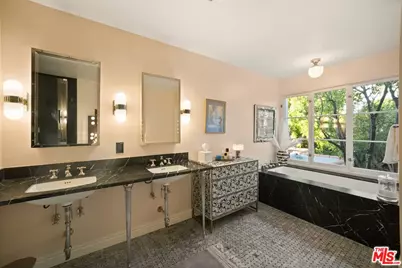 2041 Grace Ave, Los Angeles, CA 90068 - Photo 39