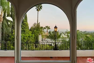 2041 Grace Ave, Los Angeles, CA 90068 - Photo 63