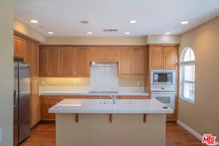 107 Chantilly, Irvine, CA 92620 - Photo 7