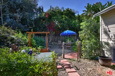 15114 Hesby St, Sherman Oaks, CA 91403 - Photo 47