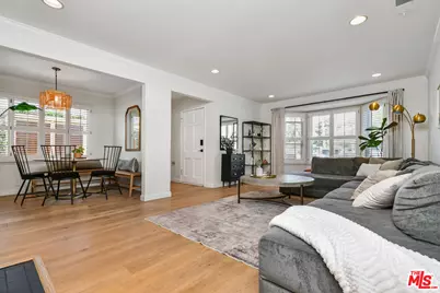 14418 Collins St, Sherman Oaks, CA 91401 - Photo 13