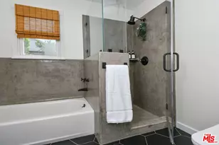 14418 Collins St, Sherman Oaks, CA 91401 - Photo 27