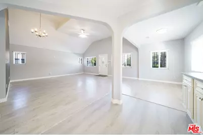 117 S Virgil Ave, Los Angeles, CA 90004 - Photo 3