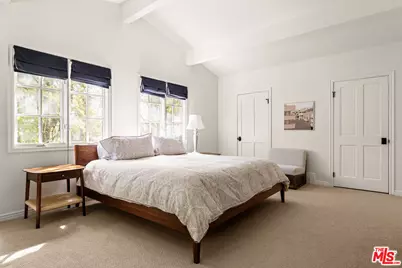 13641 Bayliss Rd, Los Angeles, CA 90049 - Photo 17