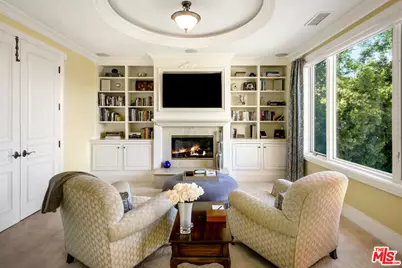 13955 Durham Rd, Beverly Hills, CA 90210 - Photo 17