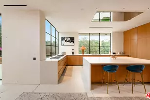 11531 Orum Rd, Los Angeles, CA 90049 - Photo 7