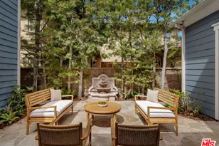 7583 Shore Cliff Dr, Los Angeles, CA 90045 - Photo 17