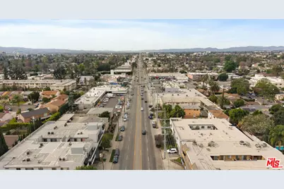 13623 Vanowen St, Van Nuys, CA 91405 - Photo 11