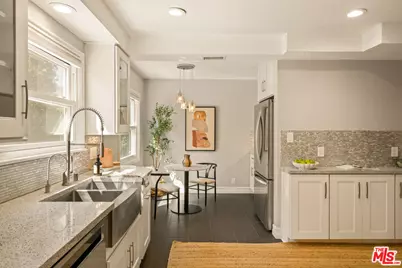 6213 S Corning Ave, Los Angeles, CA 90056 - Photo 21