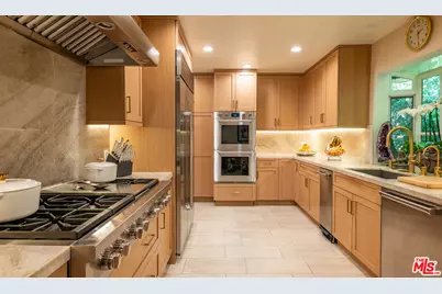 9415 Cherokee Ln, Beverly Hills, CA 90210 - Photo 3