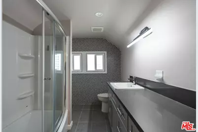 1810 Westmoreland Blvd, Los Angeles, CA 90006 - Photo 47