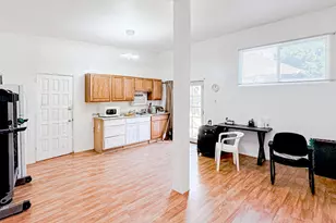 1207 S Harvard Blvd, Los Angeles, CA 90006 - Photo 15