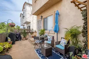 690 W 23rd St, San Pedro, CA 90731 - Photo 11