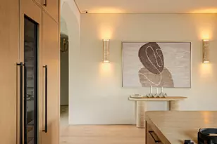 22821 Collins St, Woodland Hills, CA 91367 - Photo 11