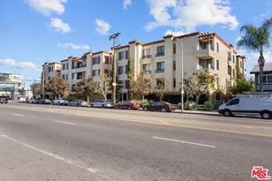 6938 Laurel Canyon Blvd, North Hollywood, CA 91605 - Photo 25