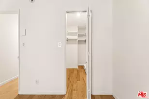 2320 S Bentley Ave, Los Angeles, CA 90064 - Photo 23