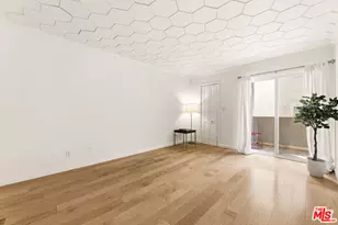 2320 S Bentley Ave, Los Angeles, CA 90064 - Photo 15