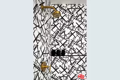 1926 N Crescent Heights Blvd, Los Angeles, CA 90069 - Photo 19