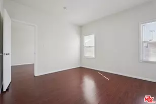 1464 W 35th Pl, Los Angeles, CA 90018 - Photo 9