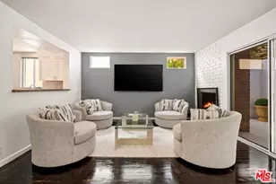 9827 Yoakum Dr, Beverly Hills, CA 90210 - Photo 17