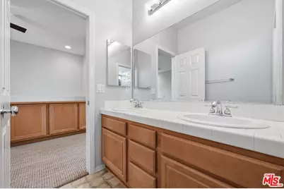 30118 Galbreth Ct, Castaic, CA 91384 - Photo 41