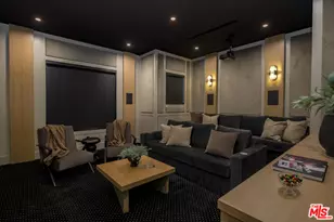 196 S Greenfield Ave, Los Angeles, CA 90049 - Photo 29