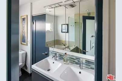 4910 Abbeyville Ave, Woodland Hills, CA 91364 - Photo 25