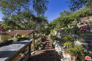 3290 Buckingham Rd, Glendale, CA 91206 - Photo 47