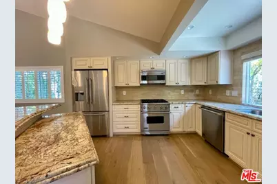 1080 Finrod Ct, Westlake Village, CA 91361 - Photo 9