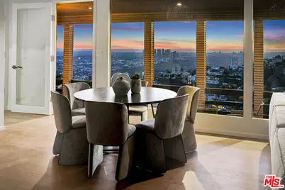 1701 Viewmont Dr, Los Angeles, CA 90069 - Photo 15