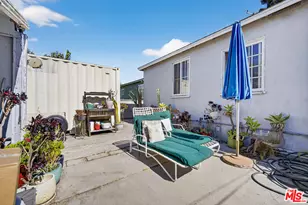 2563 Walnut Ave, Venice, CA 90291 - Photo 15