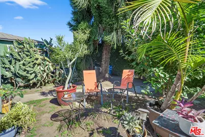 2563 Walnut Ave, Venice, CA 90291 - Photo 5