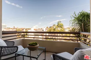 951 Granville Ave, Los Angeles, CA 90049 - Photo 31