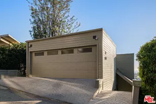 5677 Spreading Oak Dr, Los Angeles, CA 90068 - Photo 27