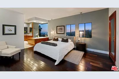 5677 Spreading Oak Dr, Los Angeles, CA 90068 - Photo 15