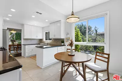 5625 Cambridge Way #204, Culver City, CA 90230 - Photo 15