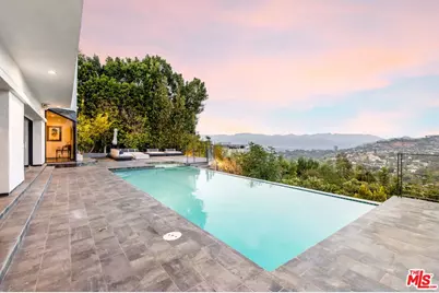 11955 Pinnacle Pl, Beverly Hills, CA 90210 - Photo 21