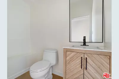 3761 Glenridge Dr, Sherman Oaks, CA 91423 - Photo 33