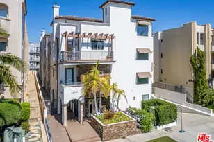 10913 Whipple St, Toluca Lake, CA 91602 - Photo 23