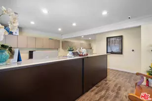 1611 6th Ave, Los Angeles, CA 90019 - Photo 1