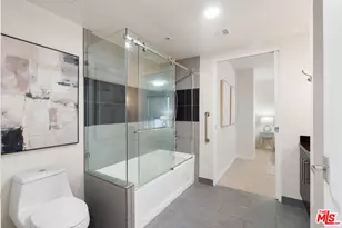 540 S Kenmore Ave, Los Angeles, CA 90020 - Photo 35