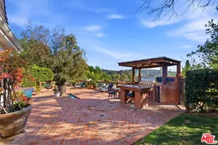 9820 Gloucester Dr, Beverly Hills, CA 90210 - Photo 7