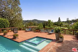 9820 Gloucester Dr, Beverly Hills, CA 90210 - Photo 15