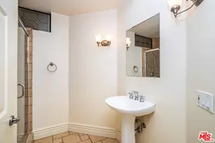 10364 Almayo Ave, Los Angeles, CA 90064 - Photo 37