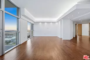 13700 Marina Pointe Dr, Marina del Rey, CA 90292 - Photo 27