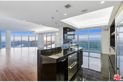 13700 Marina Pointe Dr #1903, Marina del Rey, CA 90292 - Photo 15