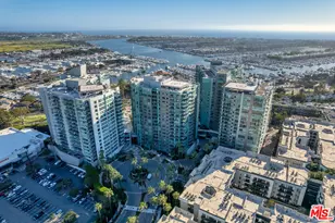 13700 Marina Pointe Dr, Marina del Rey, CA 90292 - Photo 51