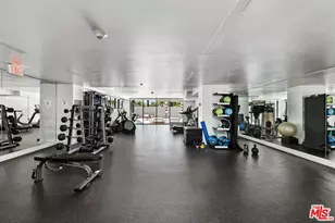 818 N Doheny Dr, West Hollywood, CA 90069 - Photo 15