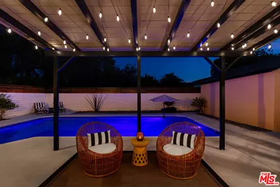 12816 Waddell St, Valley Village, CA 91607 - Photo 29